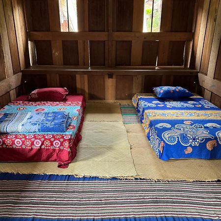Authentique Homestay Рантепао Экстерьер фото